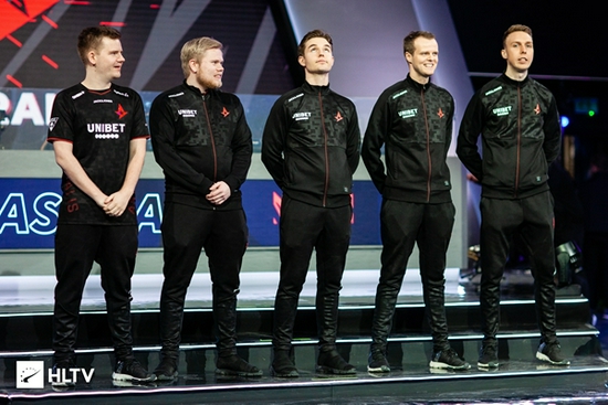 英特尔财报揭示个人电脑芯片业务复苏迹象